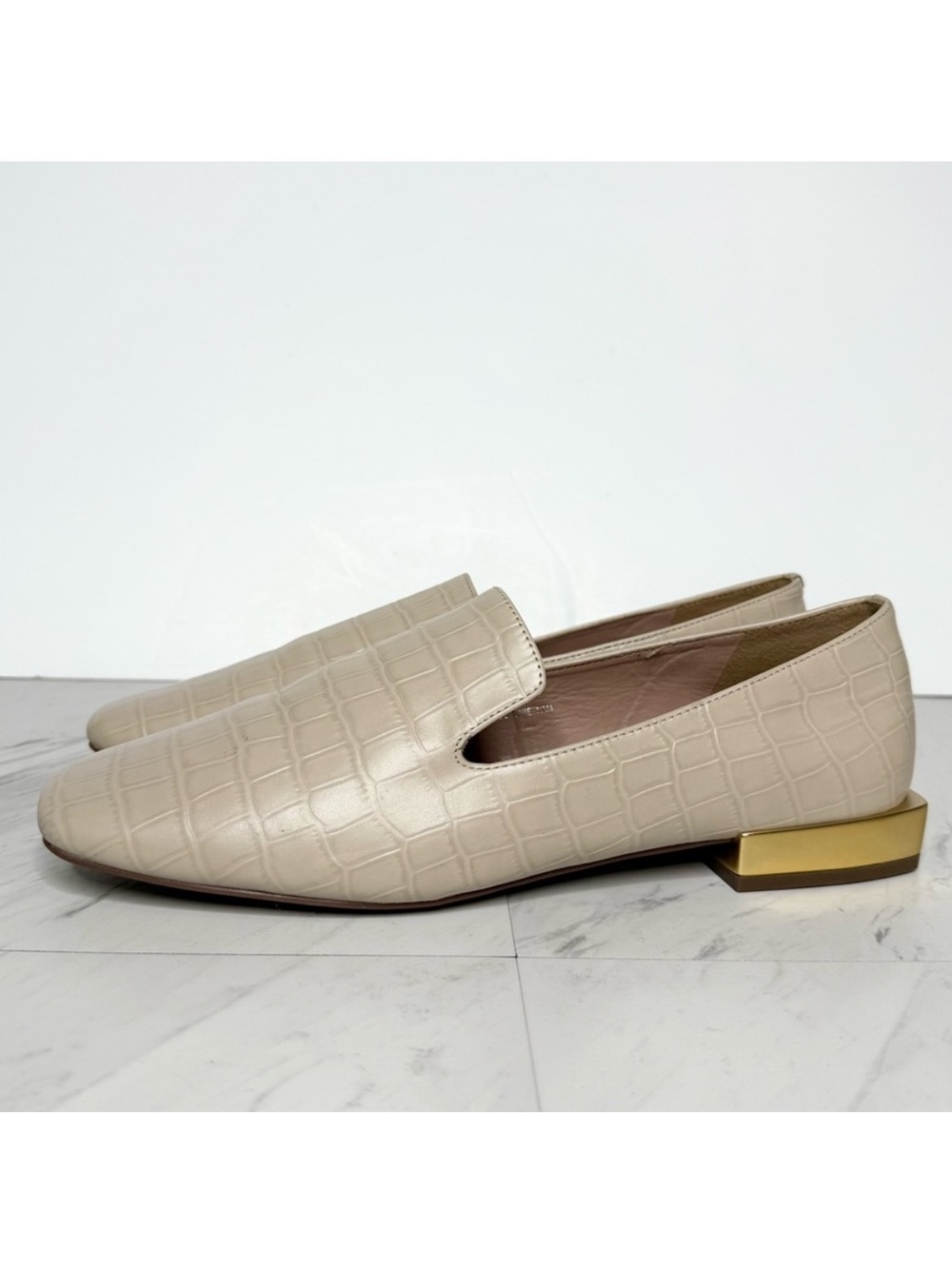 Linea Paolo Square Toe Crocodile Embossed Loafer 9 1/2 M